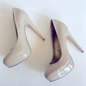 Guess Patent leather heels